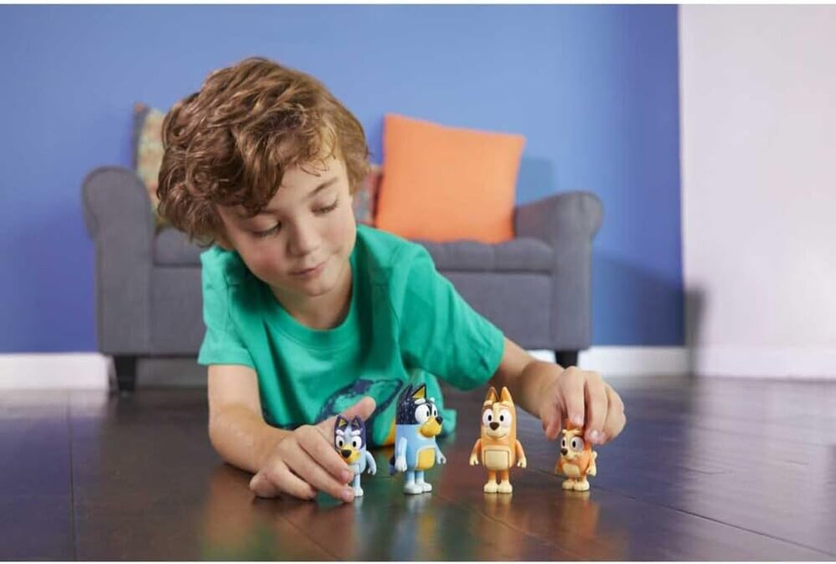 Family Figure 4-Pack – Includes , Bingo, Mum (Chilli) & Dad (Bandit), Poseable Collectible Toys for Kids, Durable Cake Toppers, for Toddlers & Fans, Ages 3+